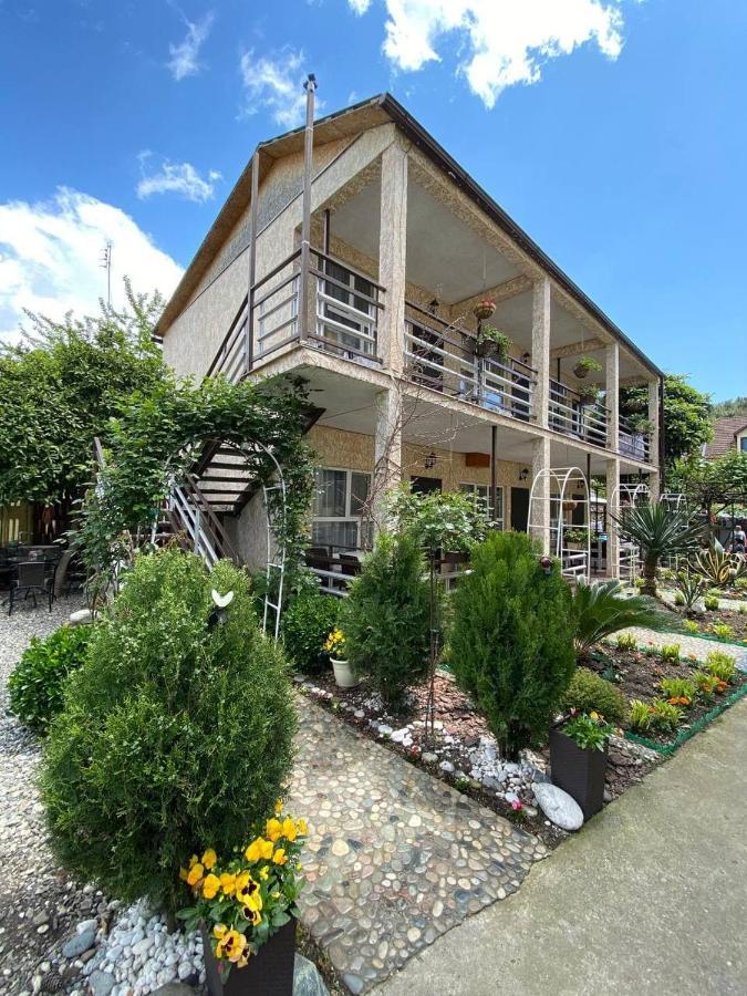Мини-Отель Дарья В Пицунде Pizunda Exterior photo